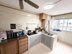 Blk 327 Bukit Batok Street 33 (Bukit Batok), HDB 4 Rooms #566563291